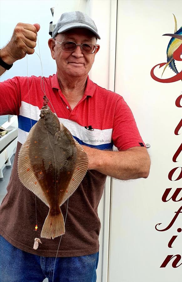 1 lb 8 oz Plaice by Jeff