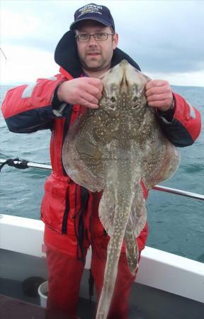 13 lb Undulate Ray by Richard Christian