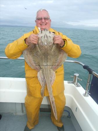 12 lb Undulate Ray by Stewart Johnson