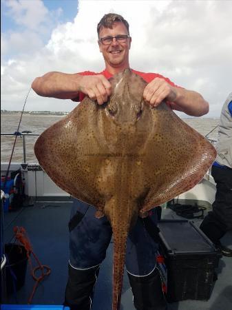 25 lb 4 oz Blonde Ray by Simon Parsons