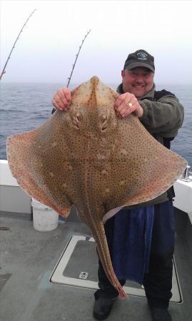 28 lb 8 oz Blonde Ray by Darren Phillips