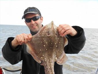 4 lb 5 oz Thornback Ray by Tony