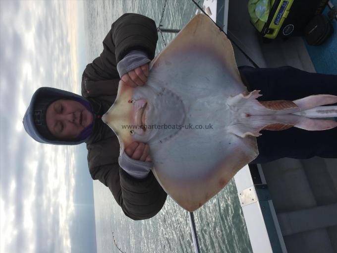 13 lb 7 oz Undulate Ray by Kim