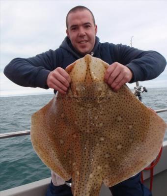 19 lb 6 oz Blonde Ray by Lee Mapes