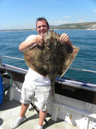 16 lb Undulate Ray by Unknown