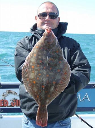 5 lb 6 oz Plaice by Richard Hockings