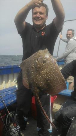 7 lb 14 oz Thornback Ray by Lee Millsey