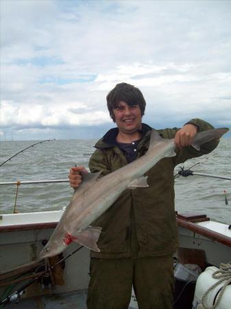 16 lb 1 oz Smooth-hound by joe smith