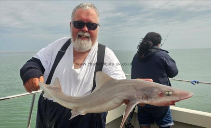 9 lb 1 oz Starry Smooth-hound by Martin