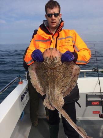 15 lb Undulate Ray by Marcus