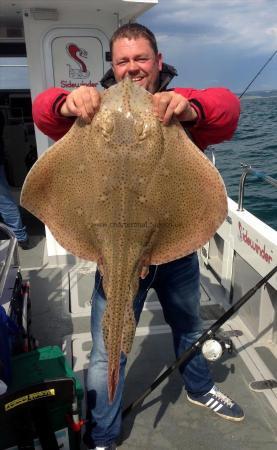 19 lb 8 oz Blonde Ray by Unknown