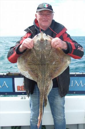 9 lb 10 oz Undulate Ray by Luie Riva