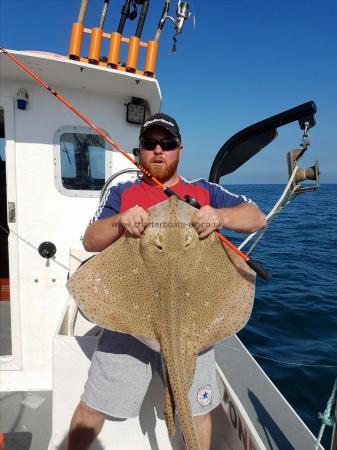 19 lb 3 oz Blonde Ray by Unknown