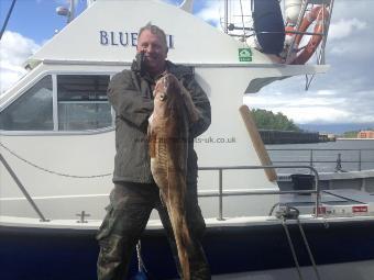 19 lb 10 oz Cod by dave newcastle