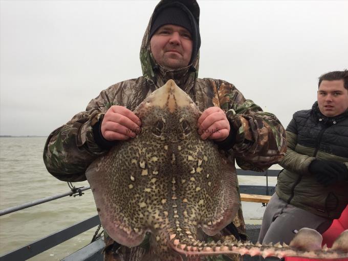 8 lb 10 oz Thornback Ray by Lees Party