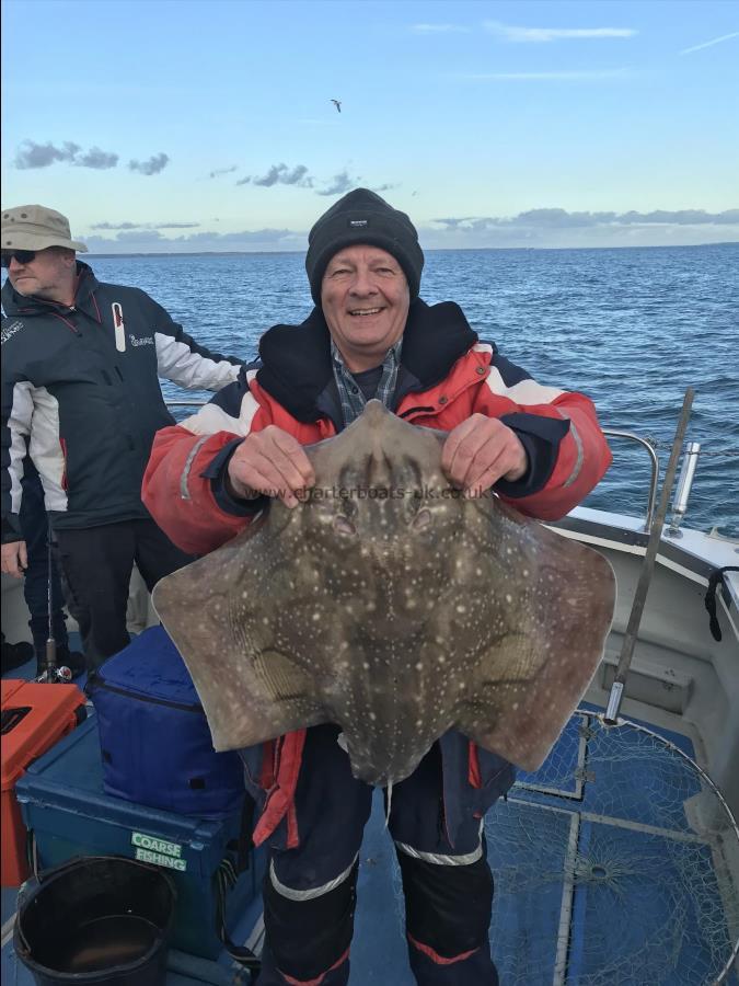 17 lb 4 oz Undulate Ray by Pete with a new PB