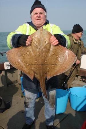 28 lb 14 oz Blonde Ray by Ron Plummer