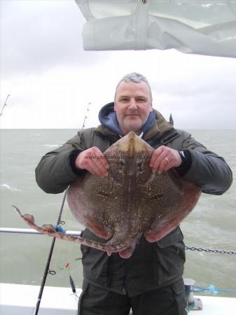 12 lb 4 oz Thornback Ray by mark