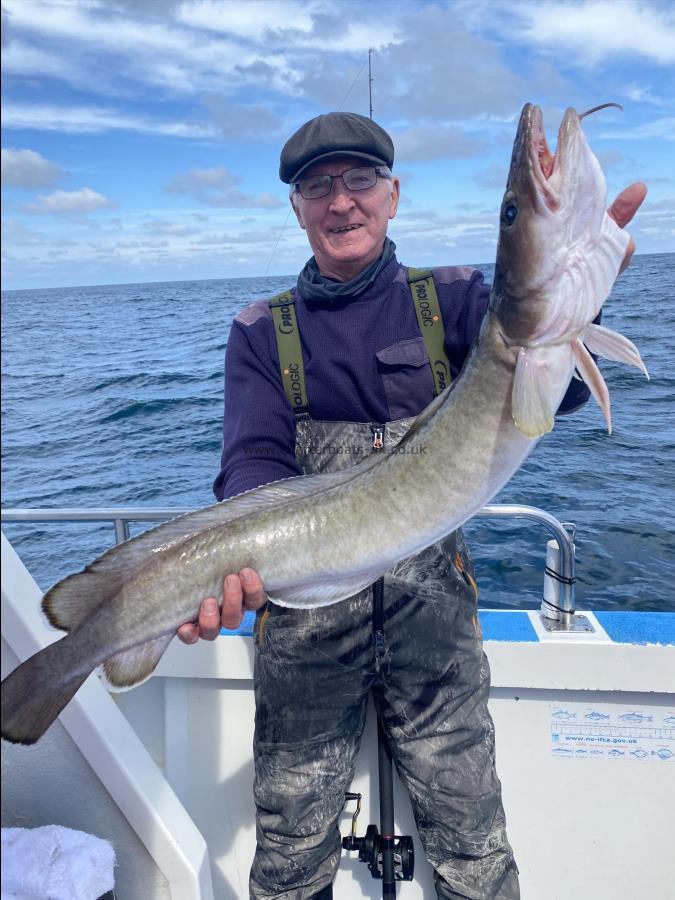 9 lb 14 oz Ling by Bill.