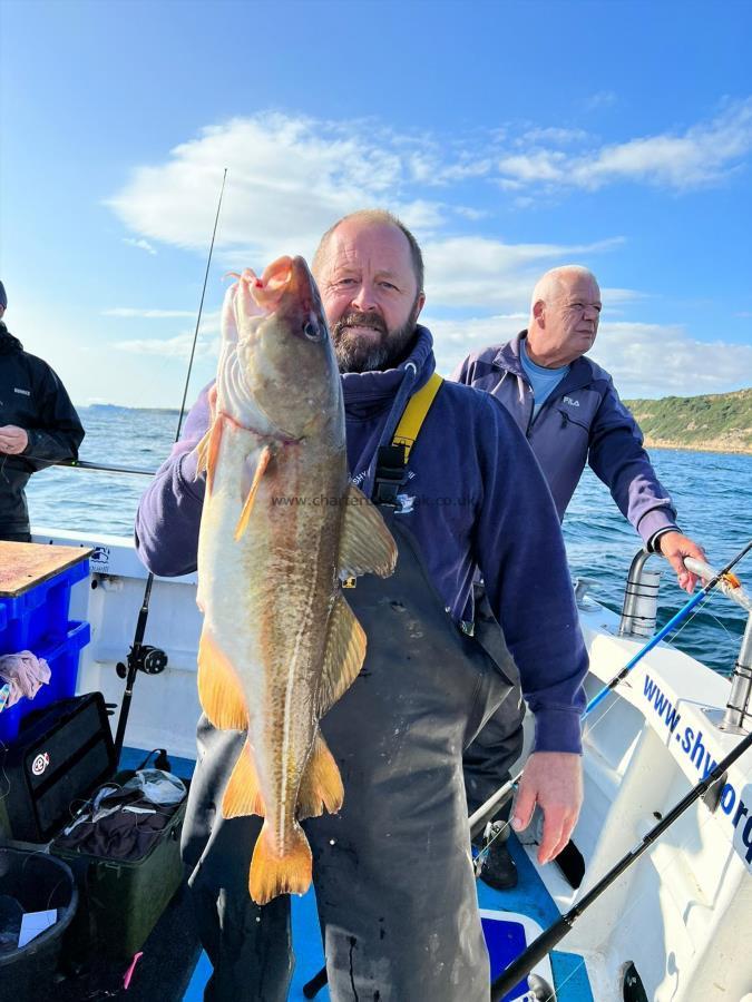 7 lb 8 oz Cod by Simon.