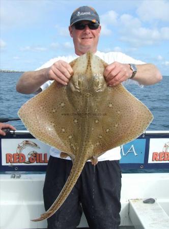 11 lb 4 oz Blonde Ray by Kevin Renton