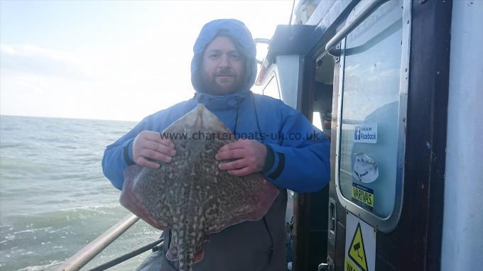 6 lb 2 oz Thornback Ray by Darren from herne bay
