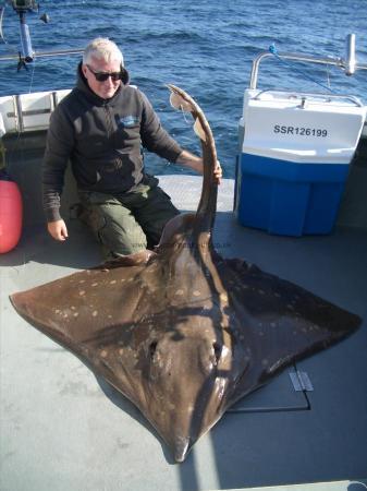 219 lb Common Skate by Jess Hanson