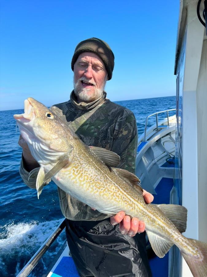 7 lb 3 oz Cod by Mark.