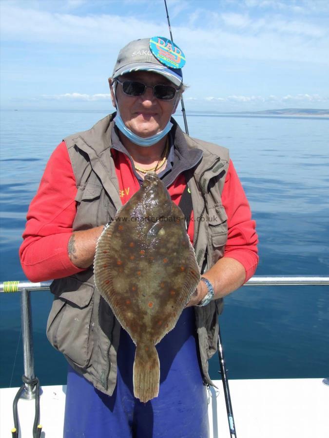 2 lb 12 oz Plaice by Andy Collings