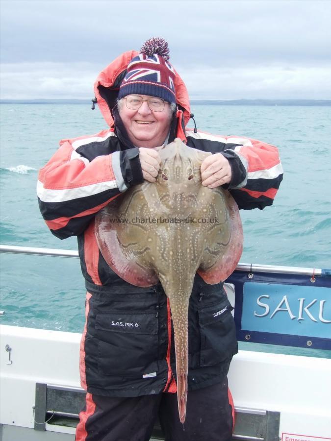 17 lb Undulate Ray by Bill Oliver