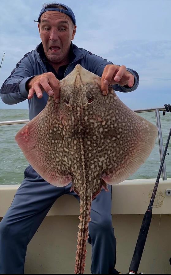 10 lb 1 oz Thornback Ray by Steve