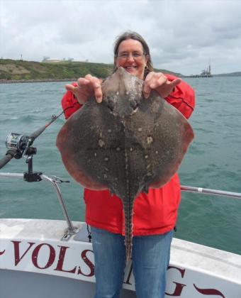 6 lb 14 oz Thornback Ray by Pam Draper