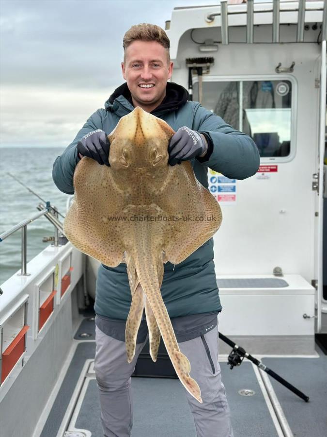 12 lb 7 oz Blonde Ray by Unknown