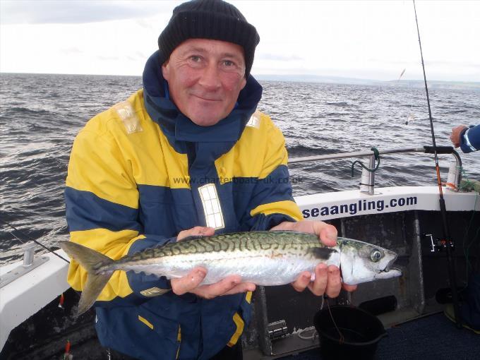 1 lb 15 oz Mackerel by Steve Mason.