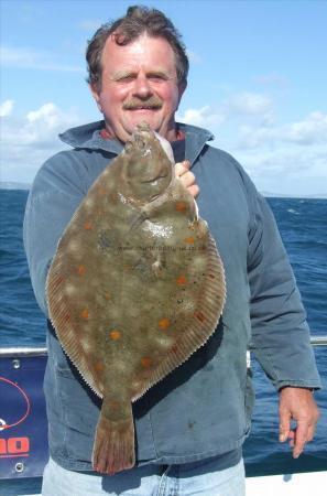 5 lb 15 oz Plaice by Dick Schofield