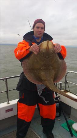 18 lb 8 oz Blonde Ray by andy luff