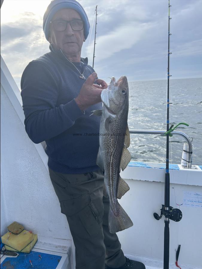 4 lb 2 oz Cod by Cliff.