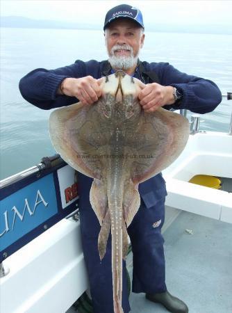 12 lb 1 oz Undulate Ray by Ian Youngs