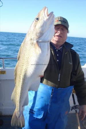 17 lb 2 oz Cod by ALAN