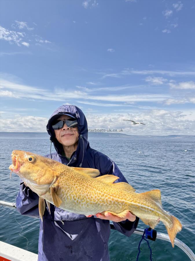 8 lb 1 oz Cod by Henry Fong
