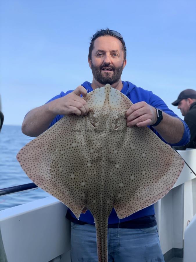 11 lb 4 oz Blonde Ray by Unknown