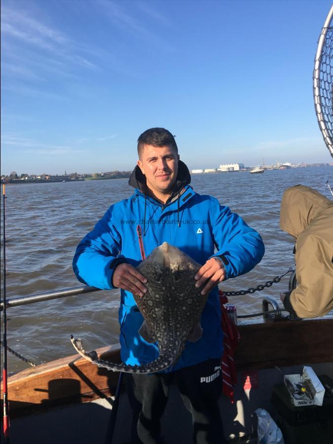 7 lb 6 oz Thornback Ray by Unknown