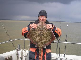 10 lb 6 oz Thornback Ray by Derek Mole