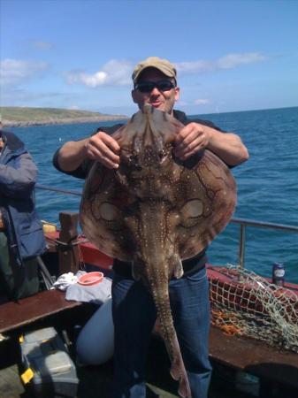 16 lb 2 oz Undulate Ray by Richard Tkaczyk from Ringwood.....