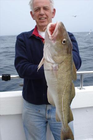 16 lb 2 oz Cod by Roger