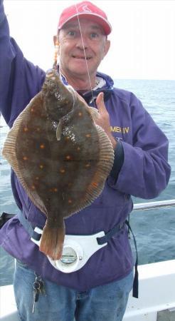 5 lb 8 oz Plaice by Dodgey Dave Barton