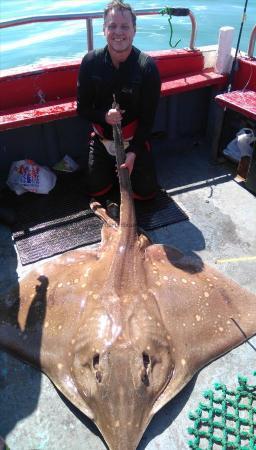 123 lb Common Skate by eric