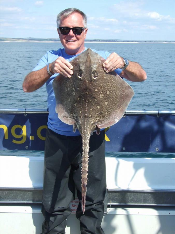 10 lb 8 oz Thornback Ray by Wayne Hobbs