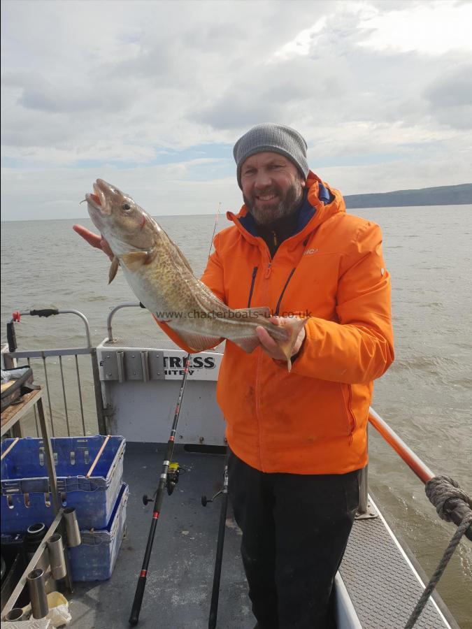 6 lb Cod by Ian Vickers from Middlesbrough