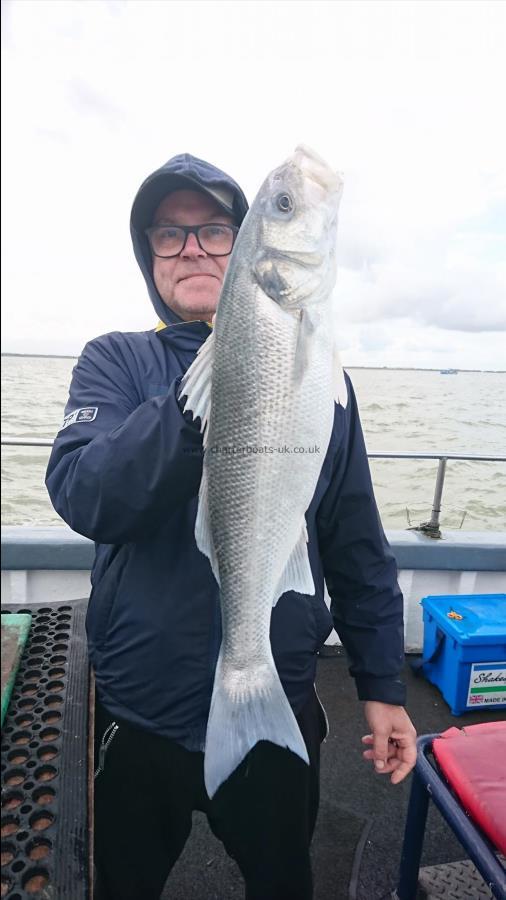 6 lb 4 oz Bass by Paul from medway